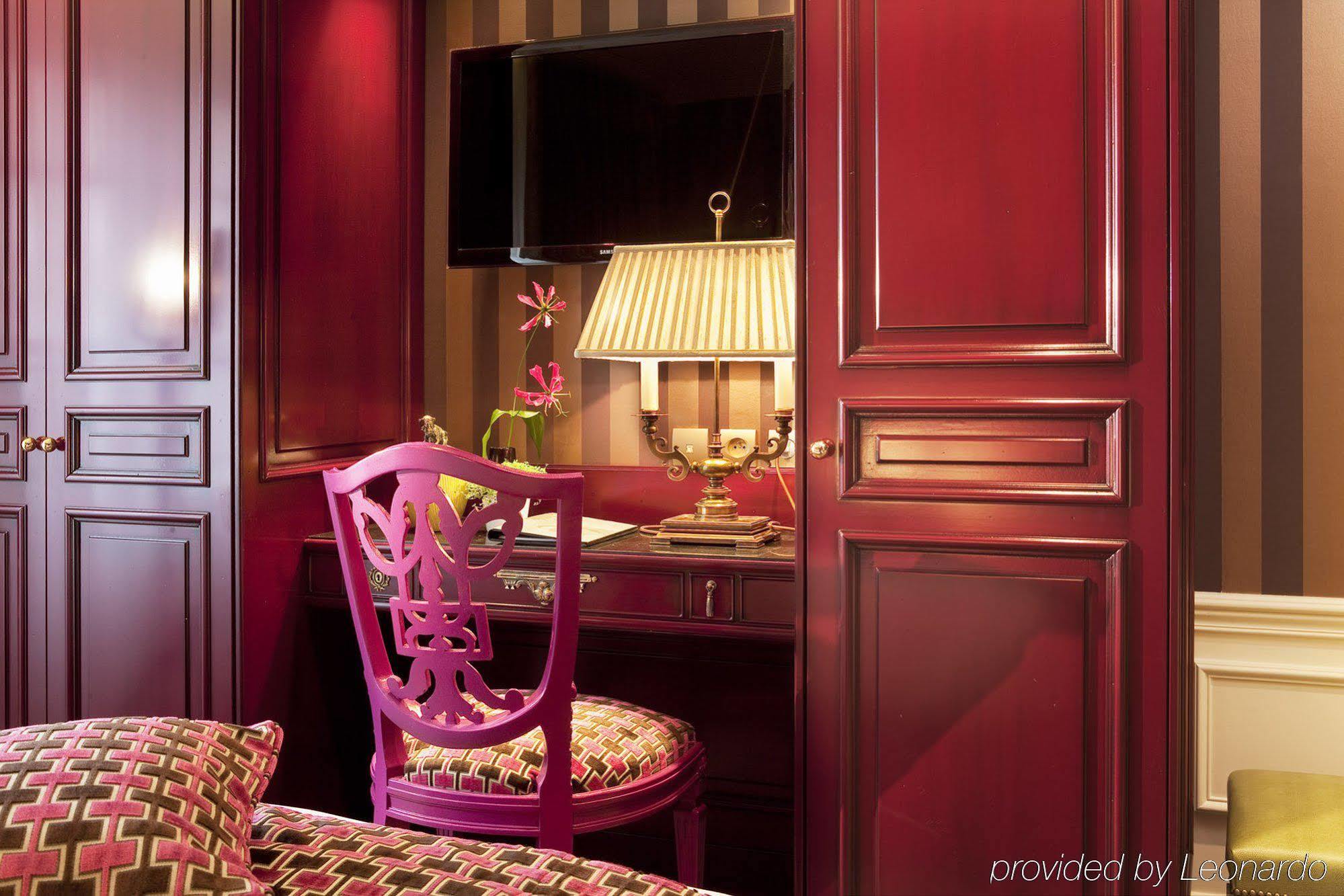 La Maison Favart 4* Parijs